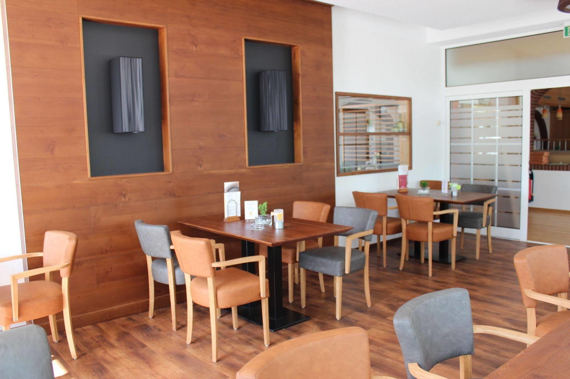 Kirchhatten Hotel Ripken מראה חיצוני תמונה